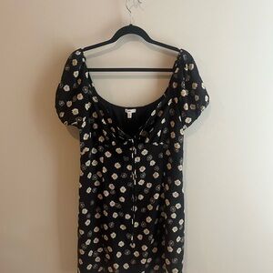 Floral Black and White Women's Top